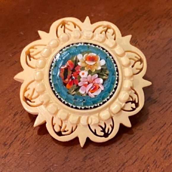 Italian Floral Micro Mosaic Brooch Pin - Antique. Great Vintage Condition. - Picture 4 of 4